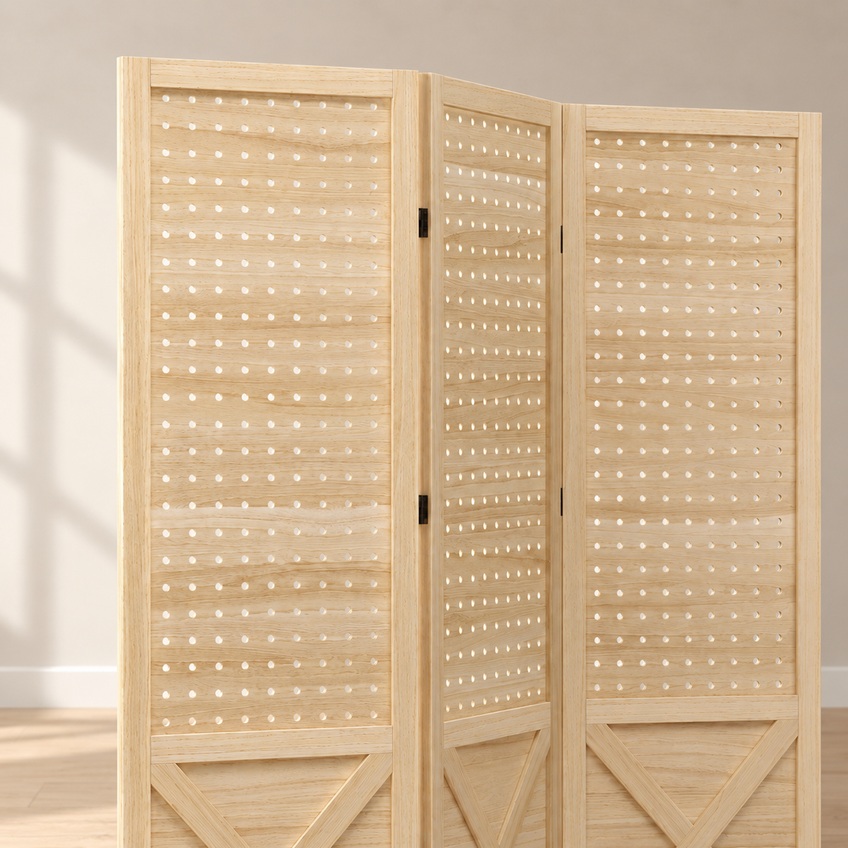 Petit paravent 3 panneaux paulownia ajouré, 114 x 144,5 cm — détail du haut