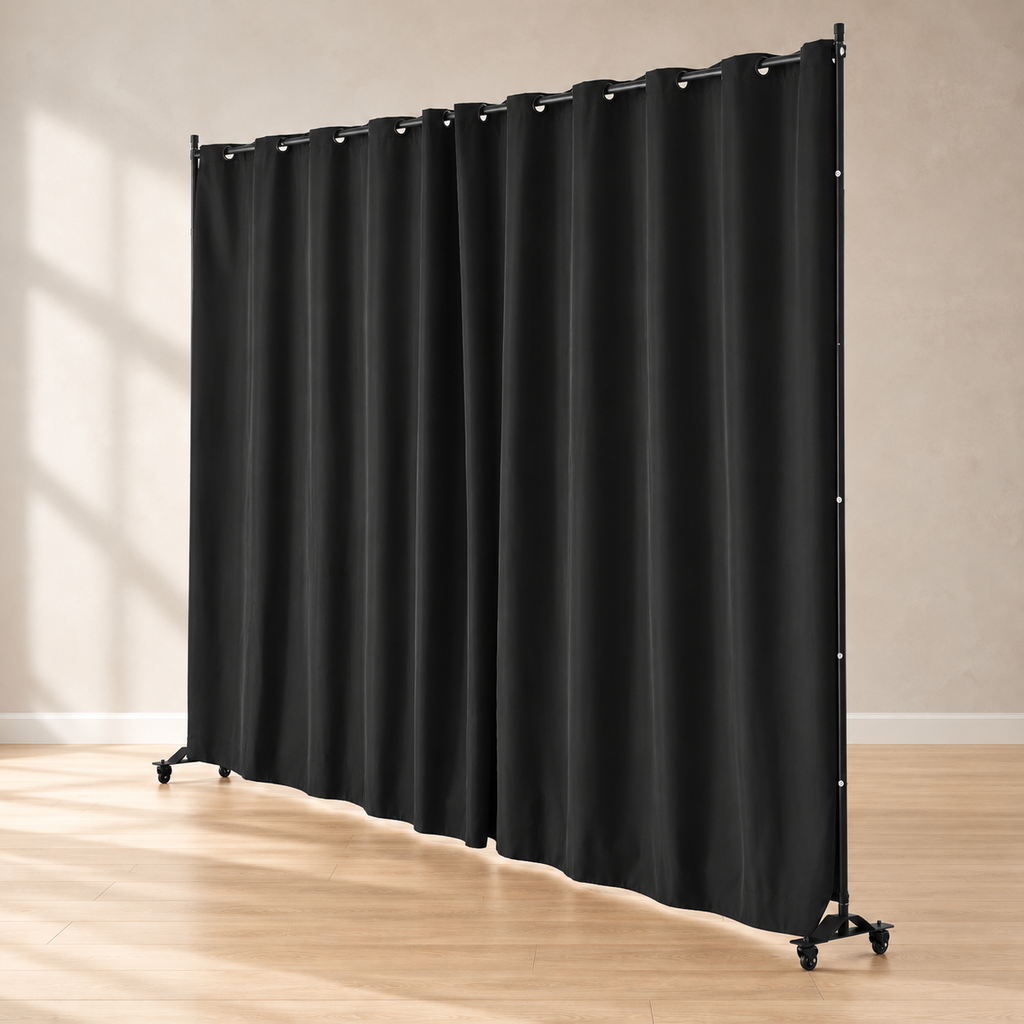 Cloison mobile sur roulettes, métal et tissu, 308,5 x 245,5 cm — autre angle