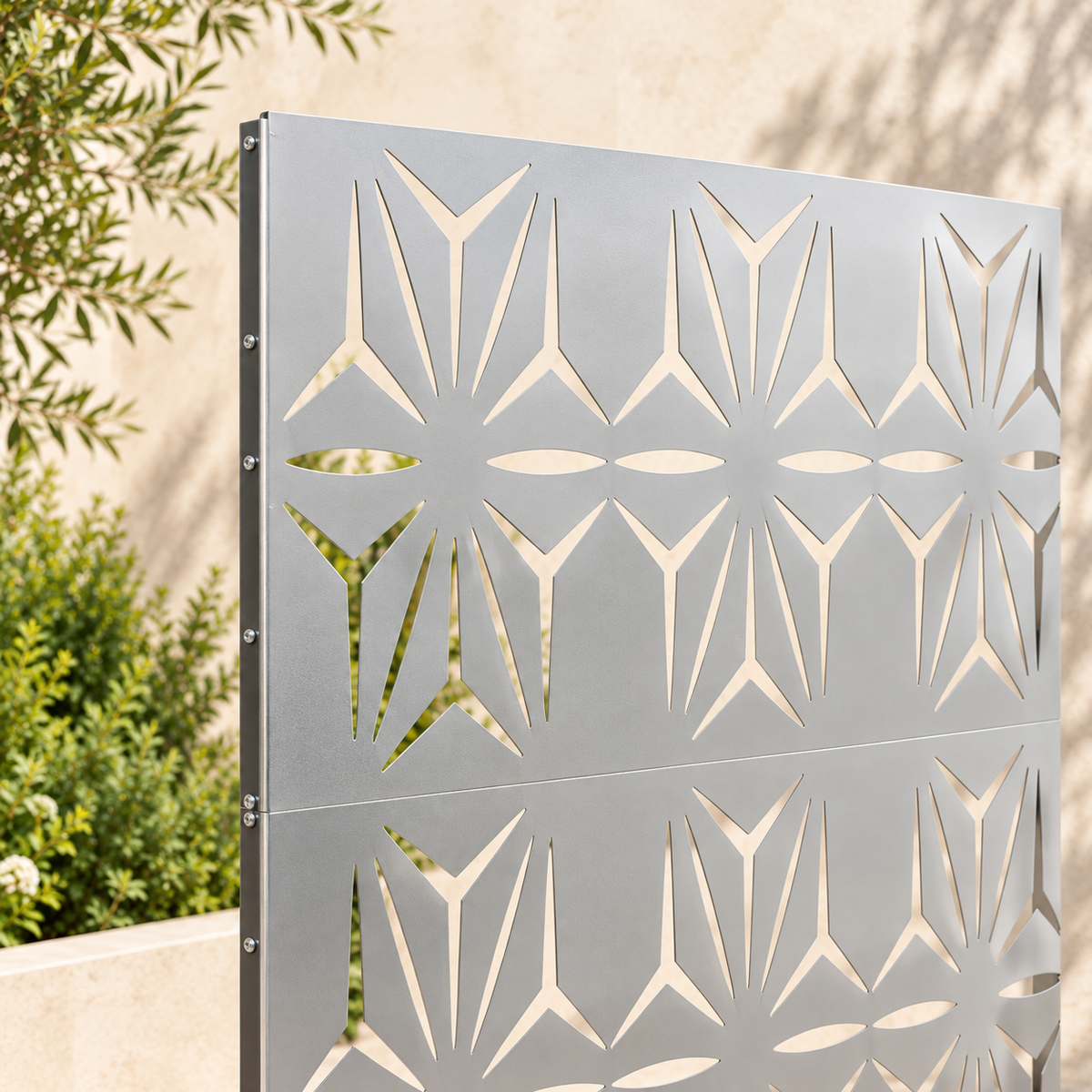 Brise-vue acier galvanisé motif pétales, 100 x 180 cm — détail du haut