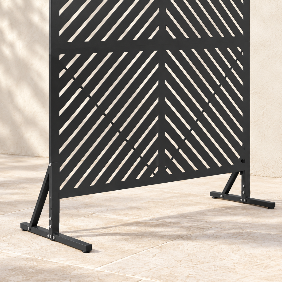 Brise-vue acier noir à découpes diagonales, 100 x 180 cm — détail du bas