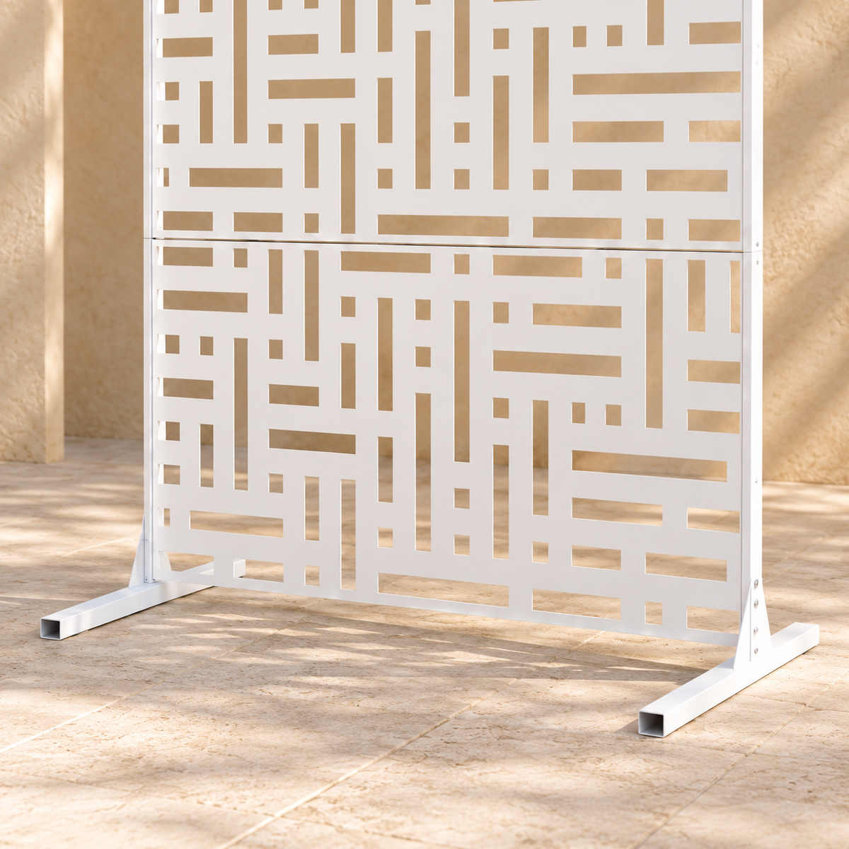Brise-vue métal blanc ajouré autoportant, 120 x 193 cm — détail du bas